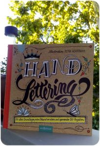 alt="Handlettering Anleitungsbuch"