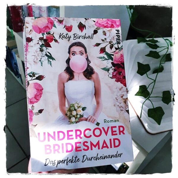 alt="Undercover Bridesmaid"